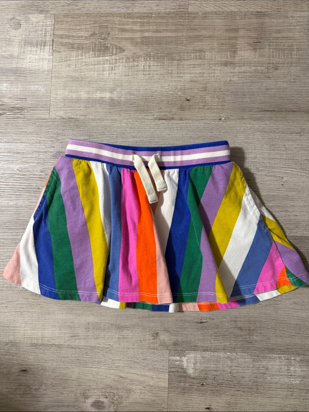 Girls Mini Boden skirt